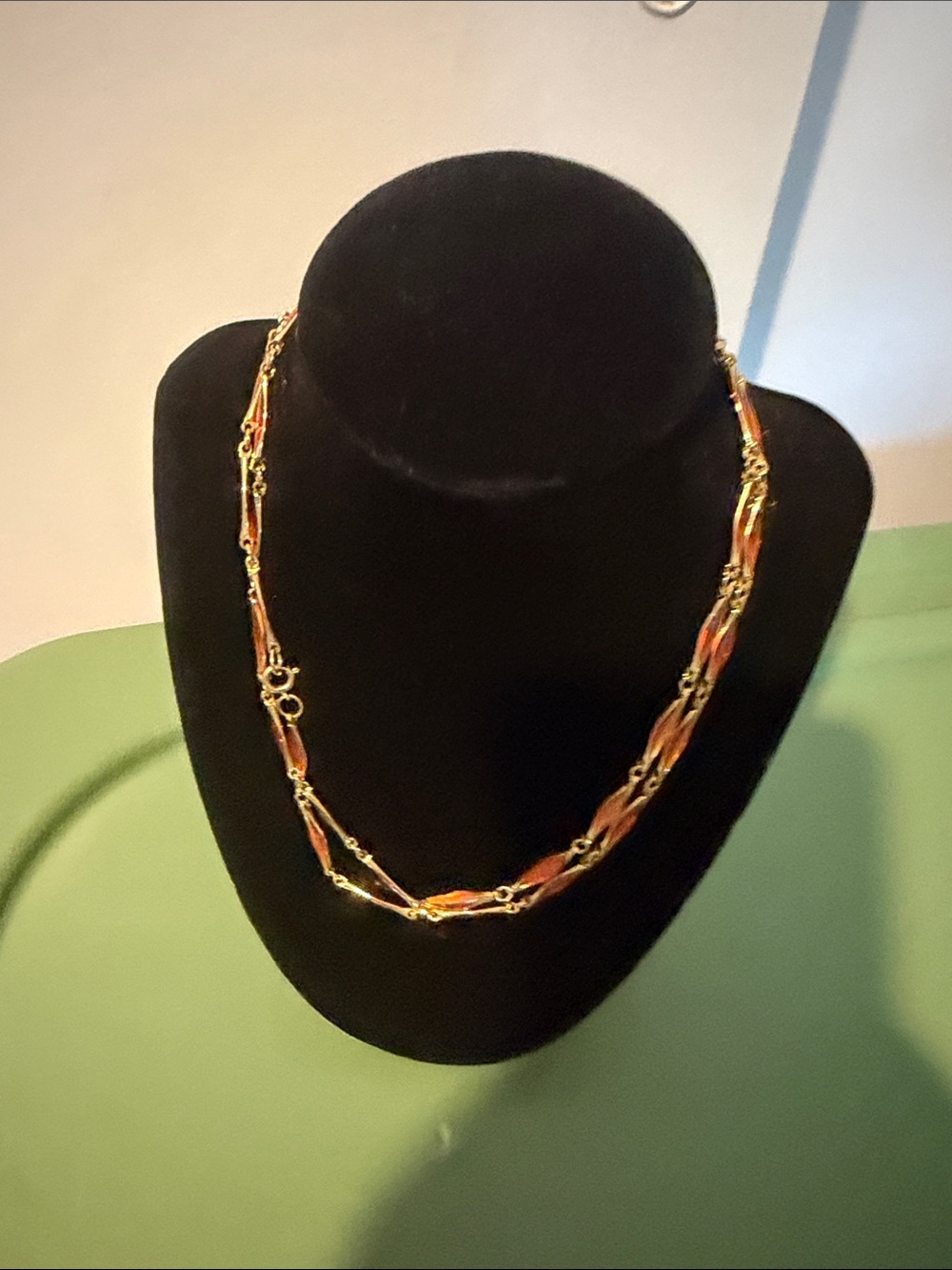 Vintage gold tone chain necklace